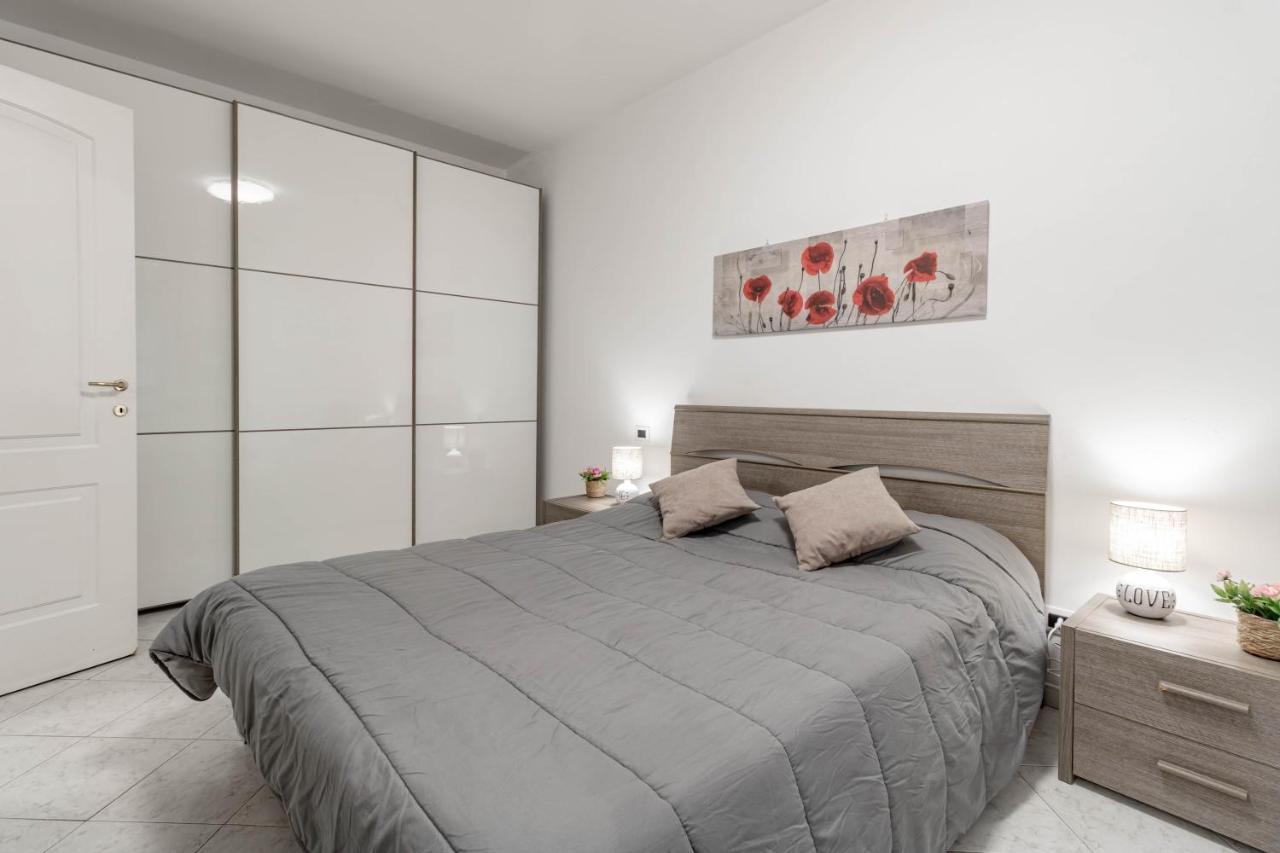 H11 M Town 119 Sanremo - Centro Apartment Exterior foto
